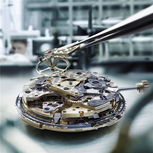 雅典表售后服务（更换雅典手表表壳的步骤）