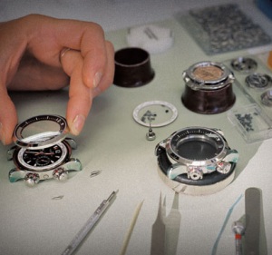 雅典手表轴断了要多少钱维修（雅典快慢针异常）